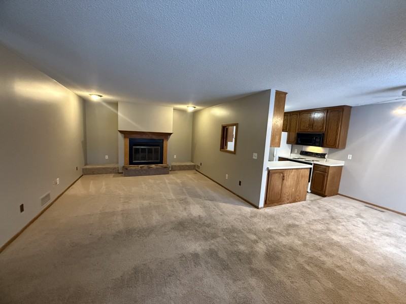 14913 Echo Way - Photo 4 of 20