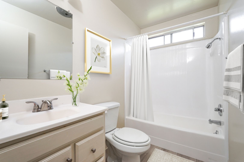 530 N Wilson Ave #5 - Photo 4 of 6