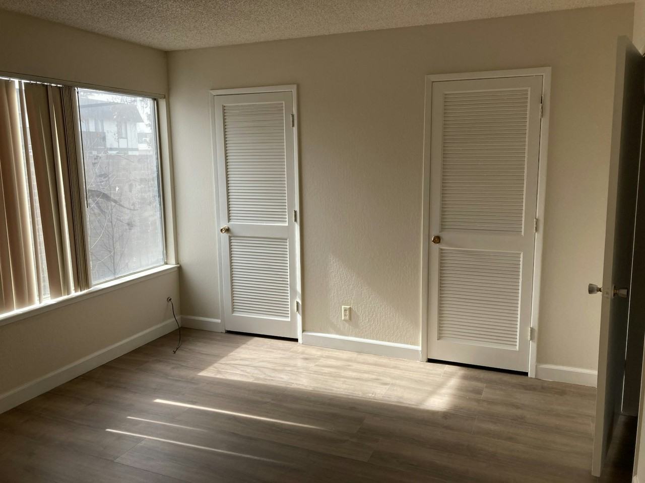 1351 Buckingham Way, Unit 8 - Photo 7 of 11