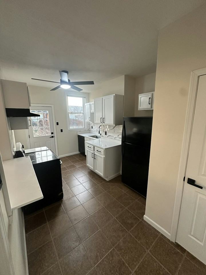 1753 Courtland Avenue - Photo 2 of 20