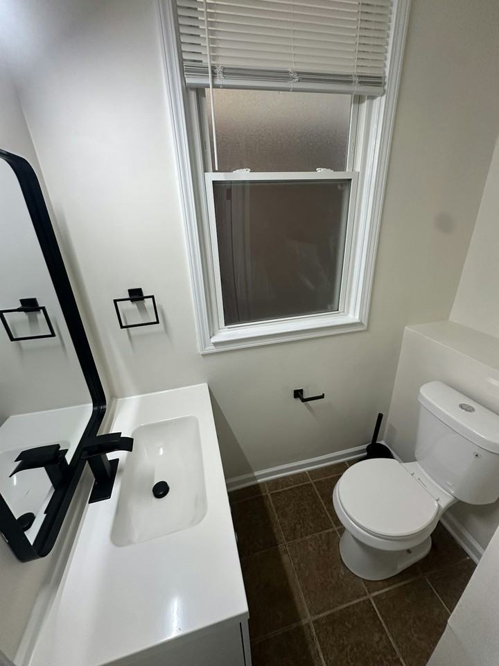 1753 Courtland Avenue - Photo 6 of 20