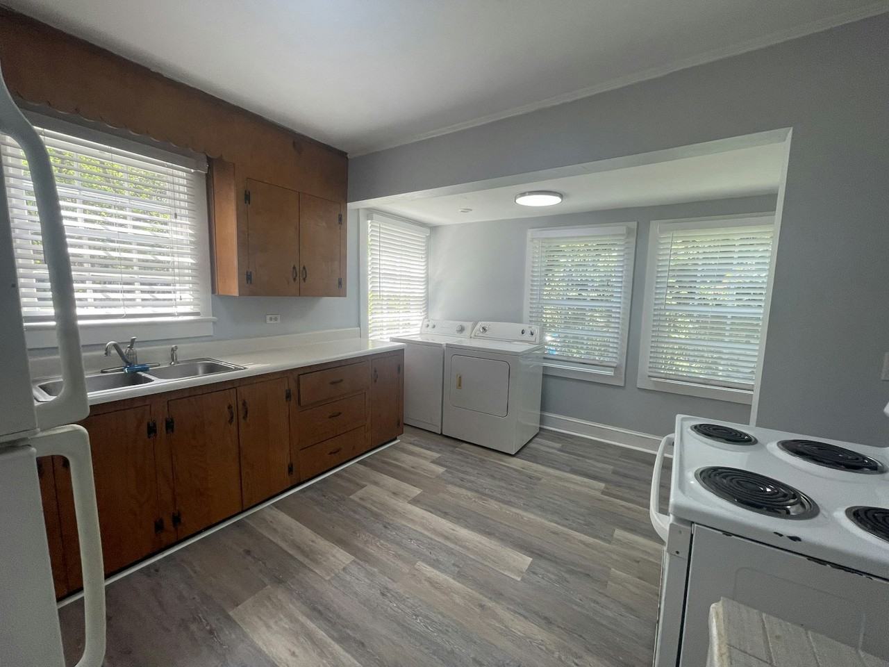 2056 Emogene Street - Photo 6 of 17