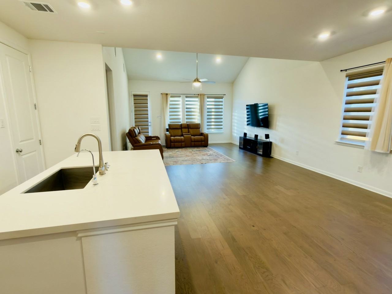 113 Anejo Blf Ct - Photo 7 of 22