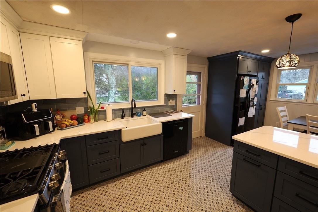 84 Neptune Street - Photo 7 of 29