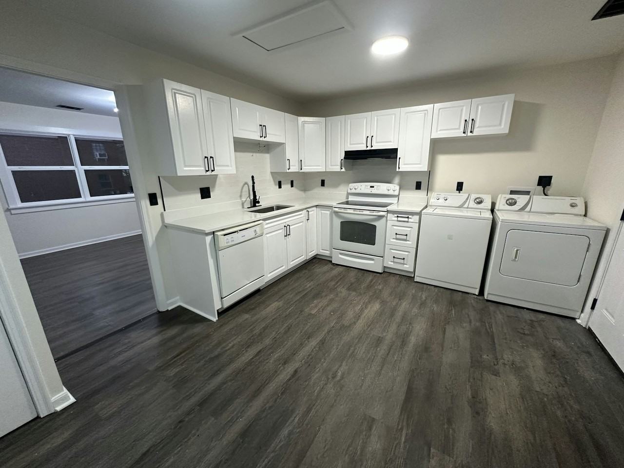 6128 Red Bank Road - Photo 2 of 19