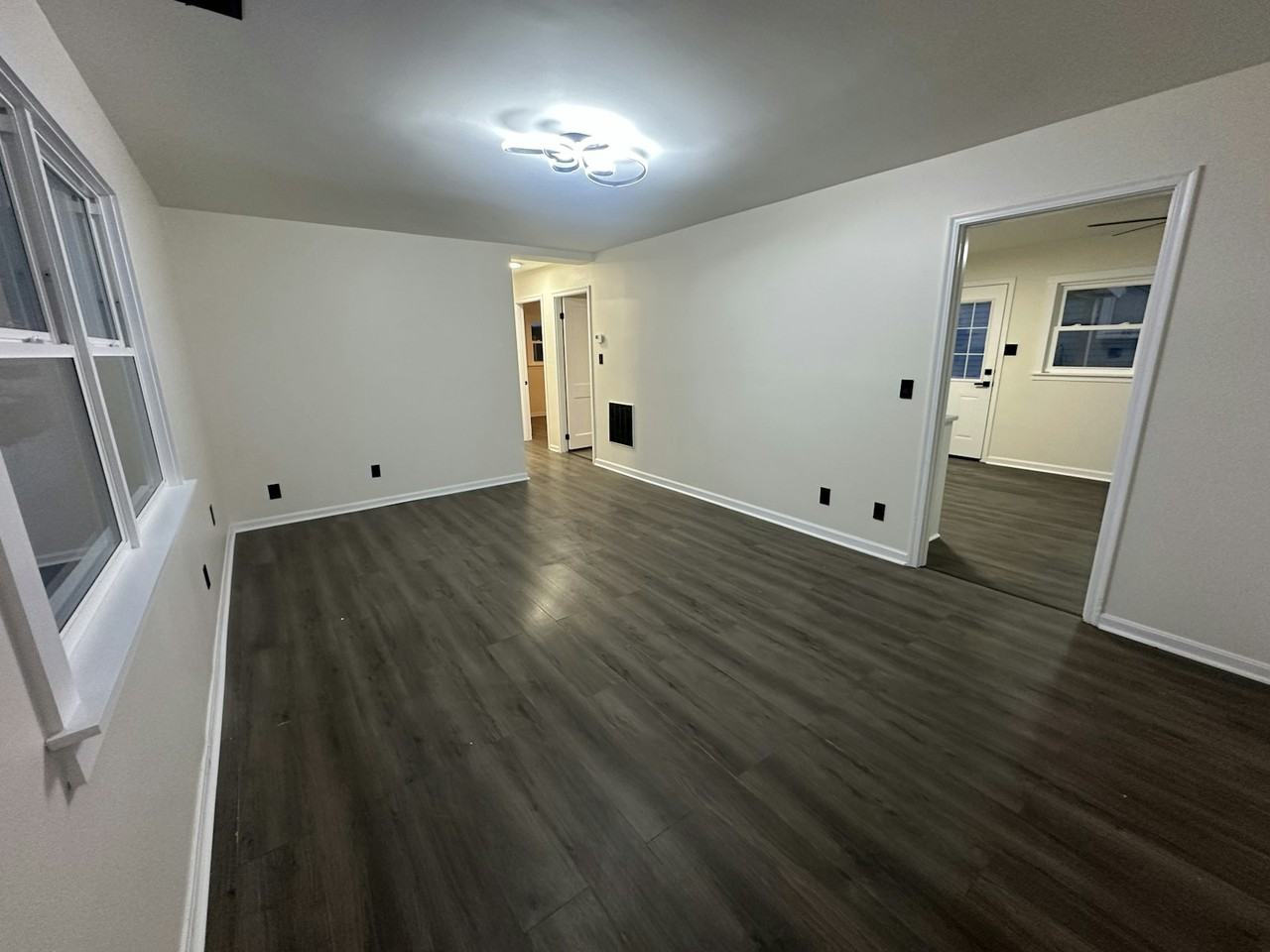 6128 Red Bank Road - Photo 3 of 19