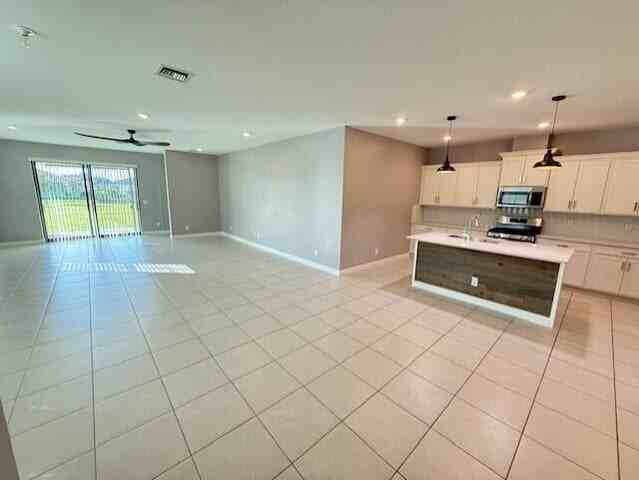 1231 Tangled Orchard Trace - Photo 3 of 8