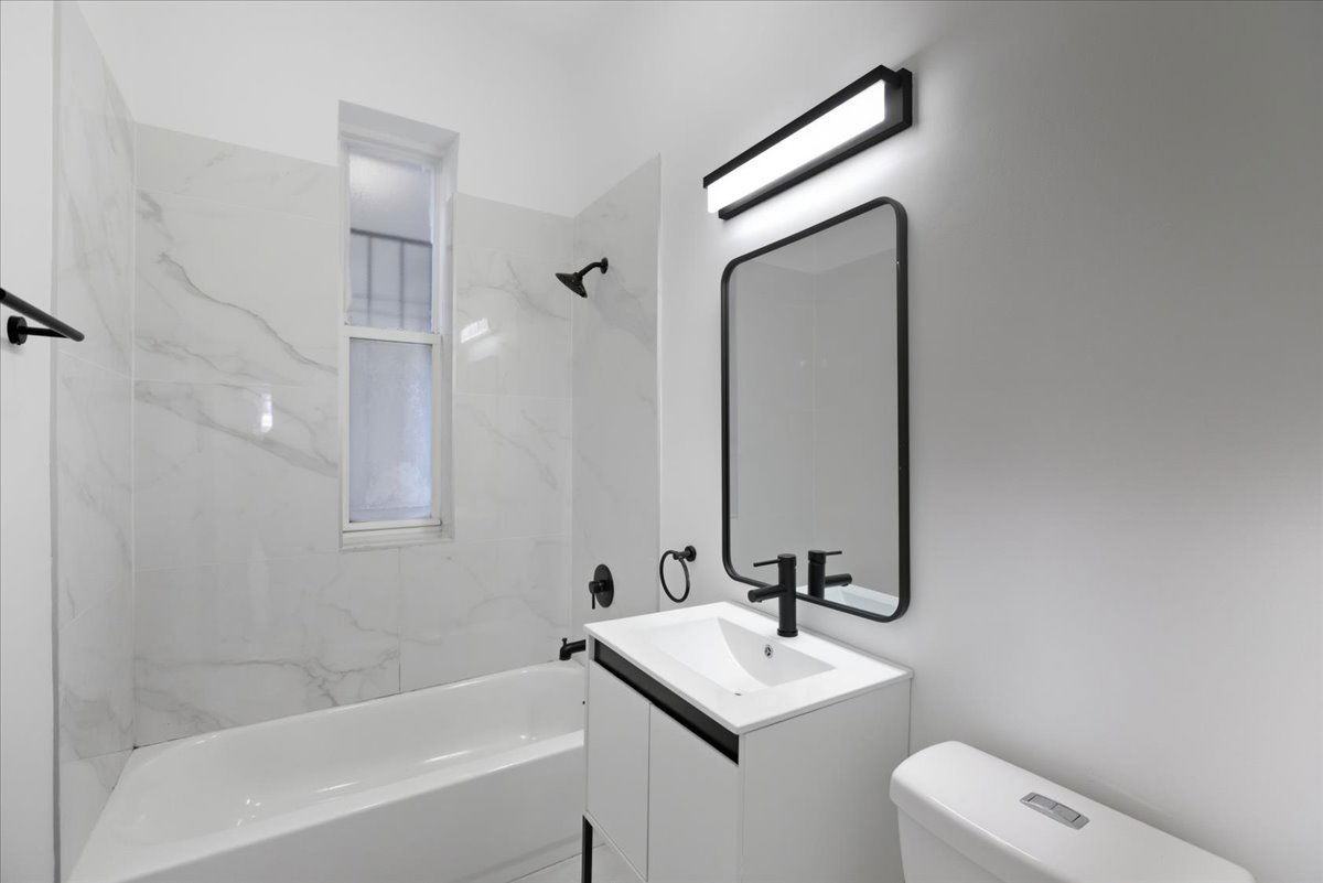 3211 W Le Moyne St #CH1 - Photo 5 of 8