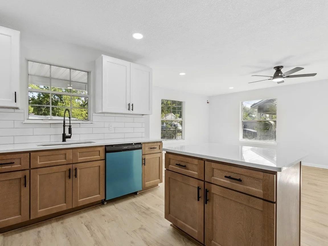 Dignan St - Photo 2 of 9