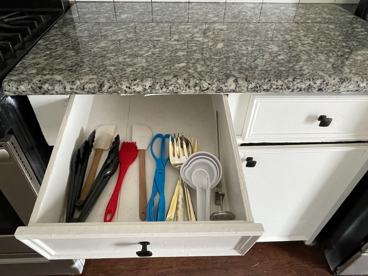 E Phillips St - Photo 2 of 23