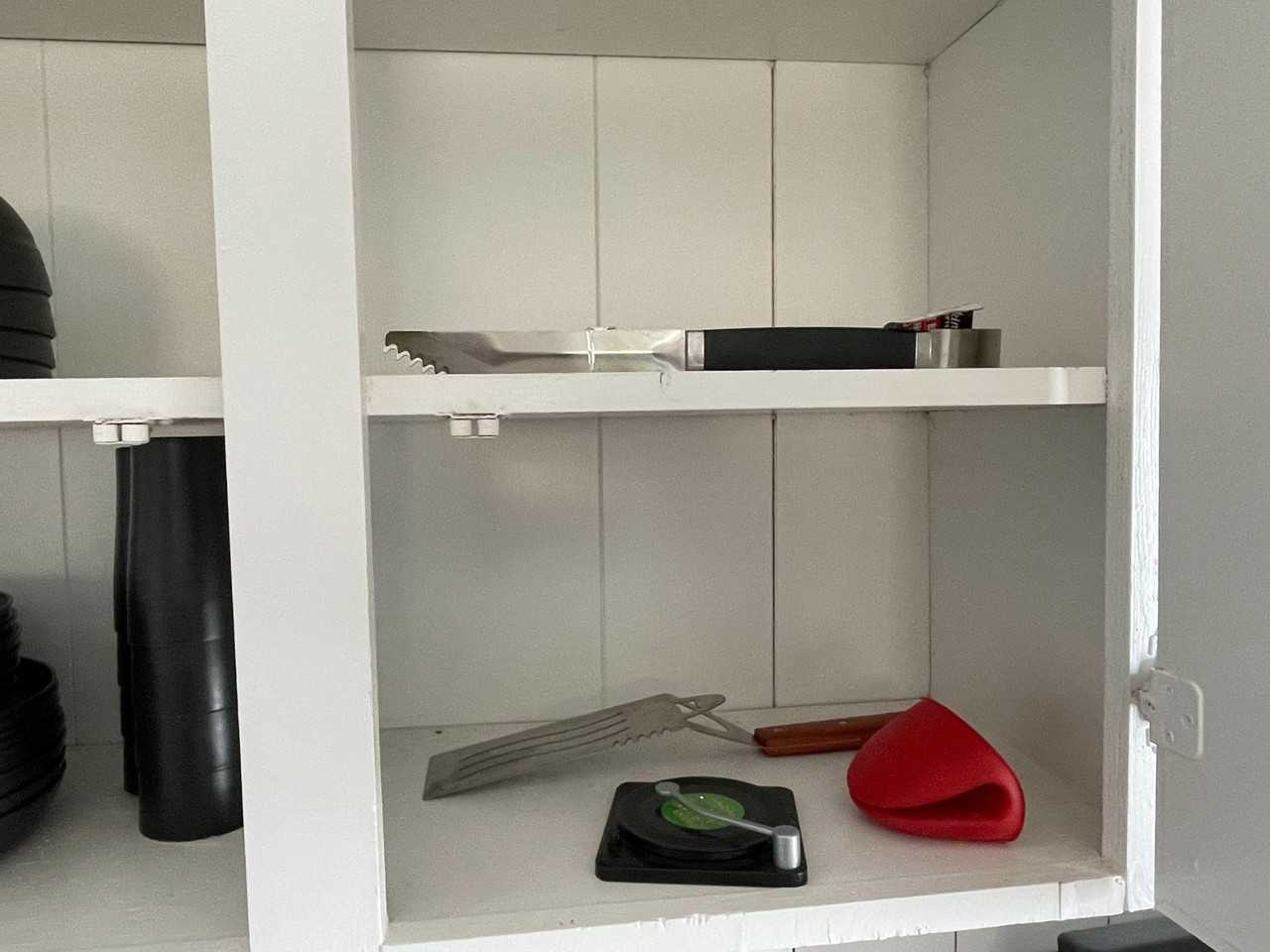 E Phillips St - Photo 4 of 23