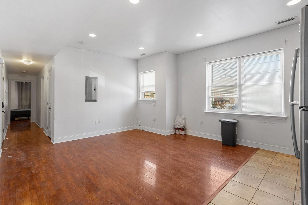 N 12th St - Photo 6 of 20