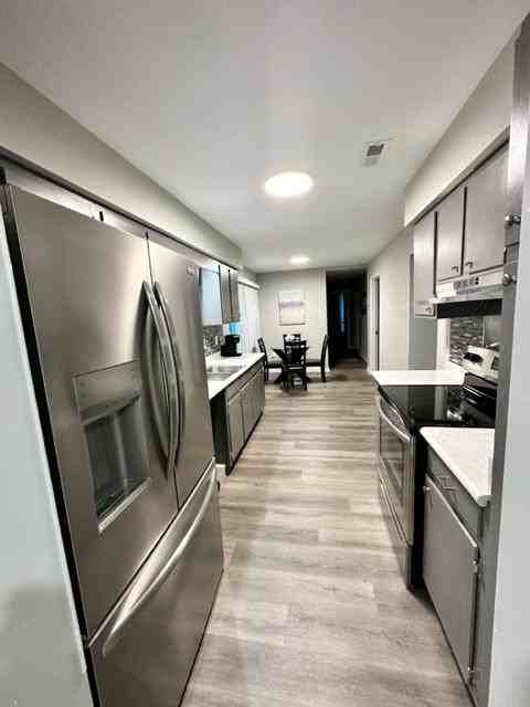 Walnut Wood Dr - Photo 2 of 9