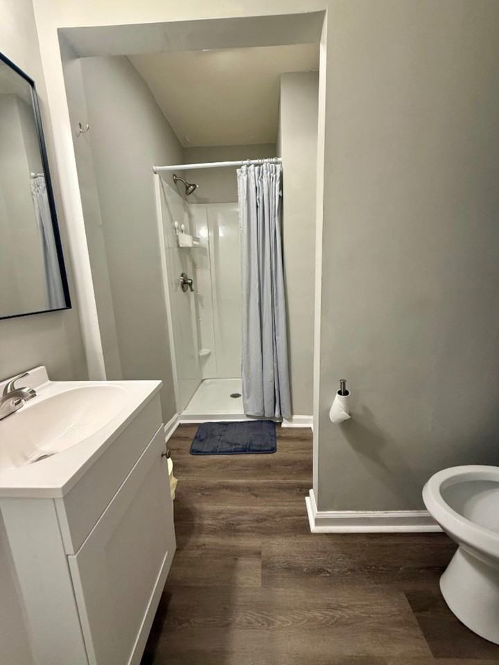 Walnut Wood Dr - Photo 7 of 8