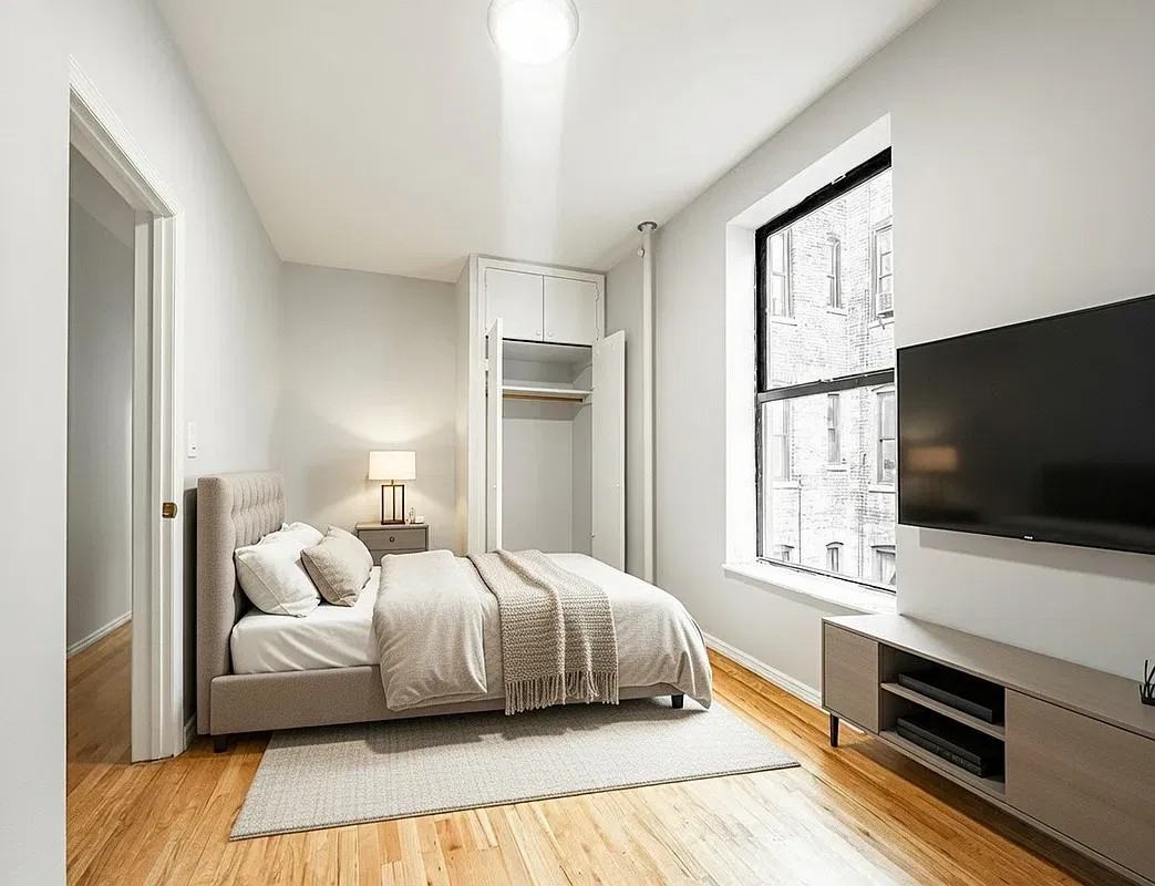 209 W 108th St #16 - Photo 5 of 8