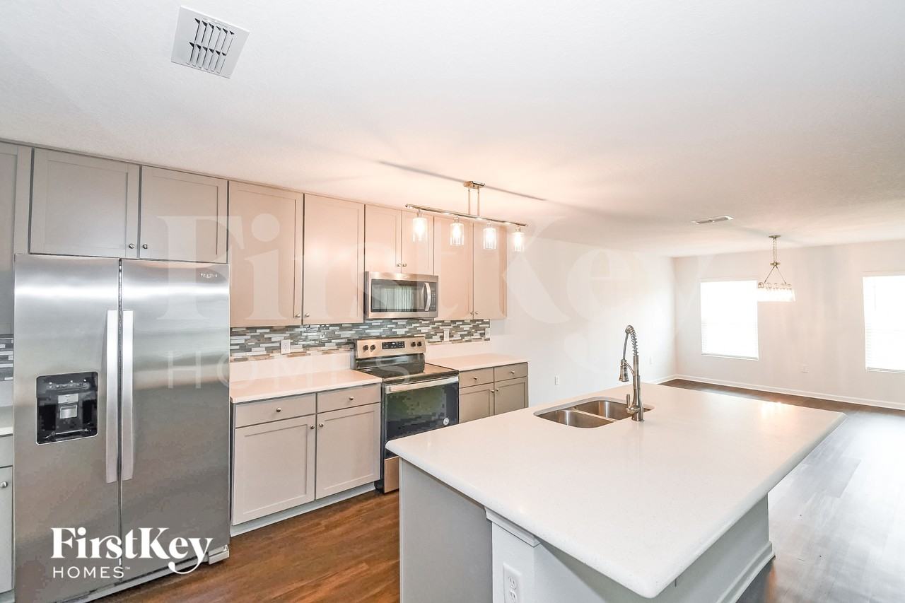 2016 Edmund Randolph Ct - Photo 7 of 15