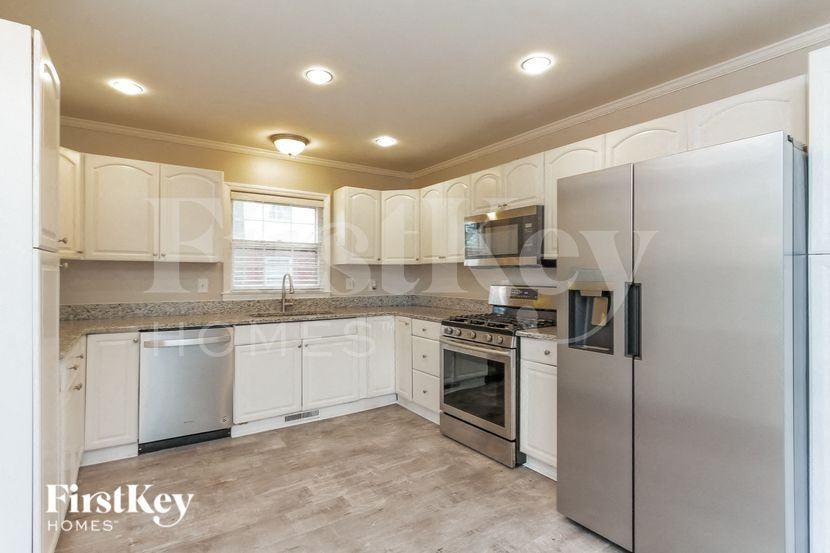 6814 Elm Forest Dr - Photo 5 of 15