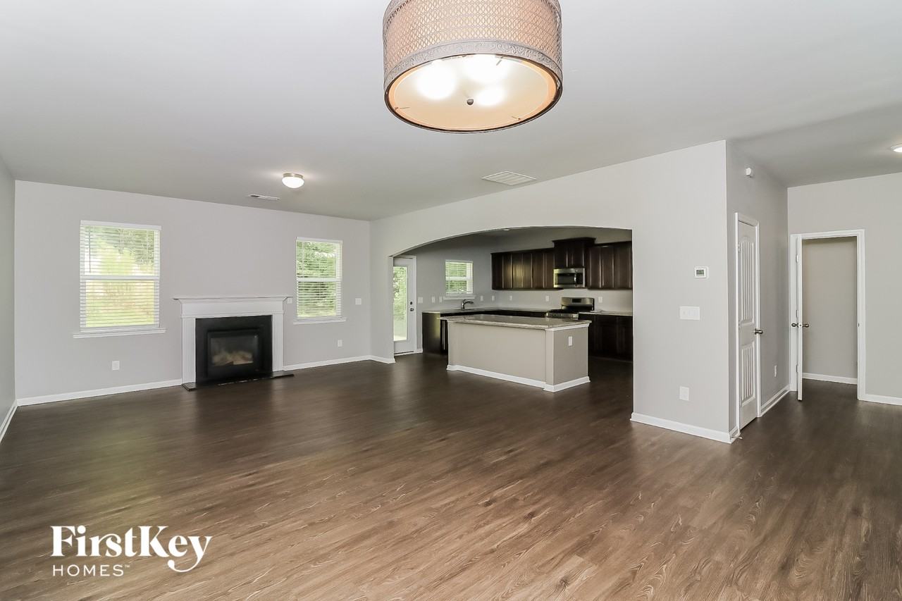 203 Pinnacle Point Ct - Photo 2 of 15