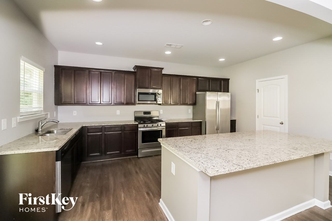 203 Pinnacle Point Ct - Photo 7 of 15