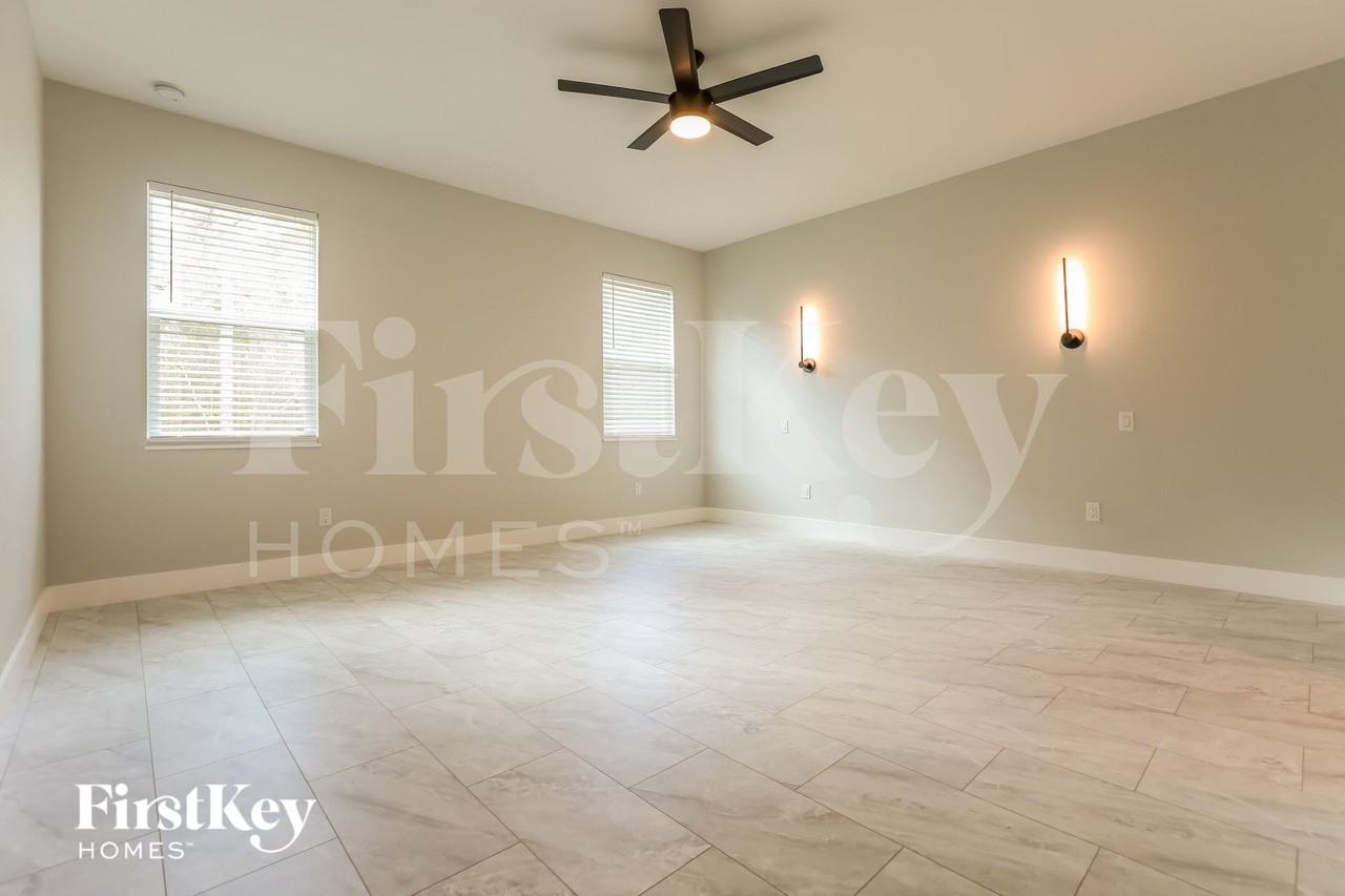 4391 Cuthbert Ave - Photo 7 of 15