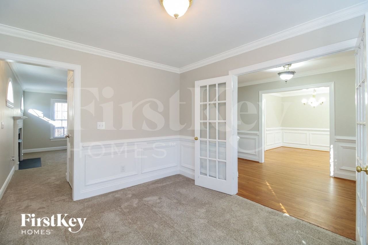 909 Woodview Ridge Trl - Photo 6 of 15