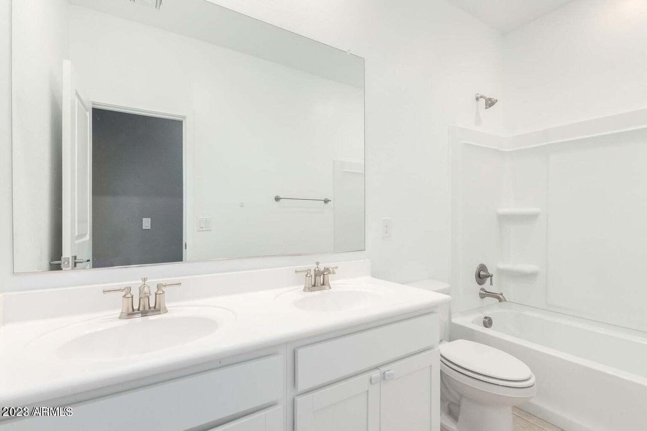 4071 E Giara St - Photo 6 of 21