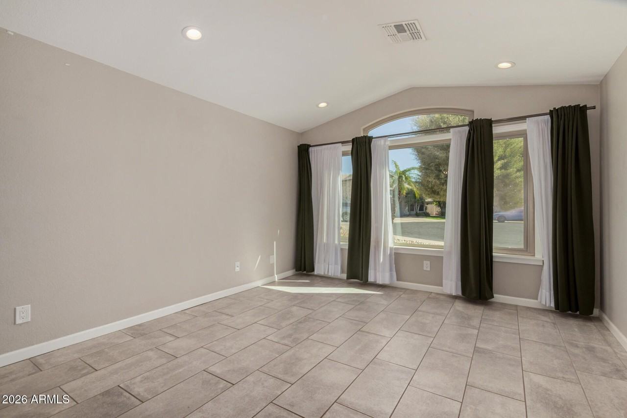 20016 N 65th Dr - Photo 7 of 39