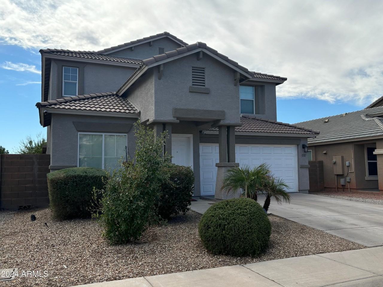 9205 W Cordes Rd - Photo 2 of 30