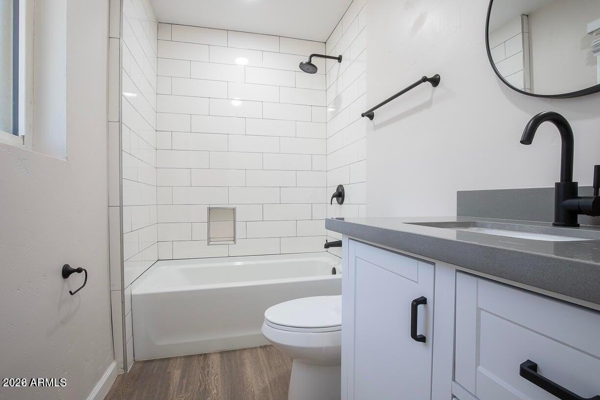 8519 E Sheridan St - Photo 7 of 9