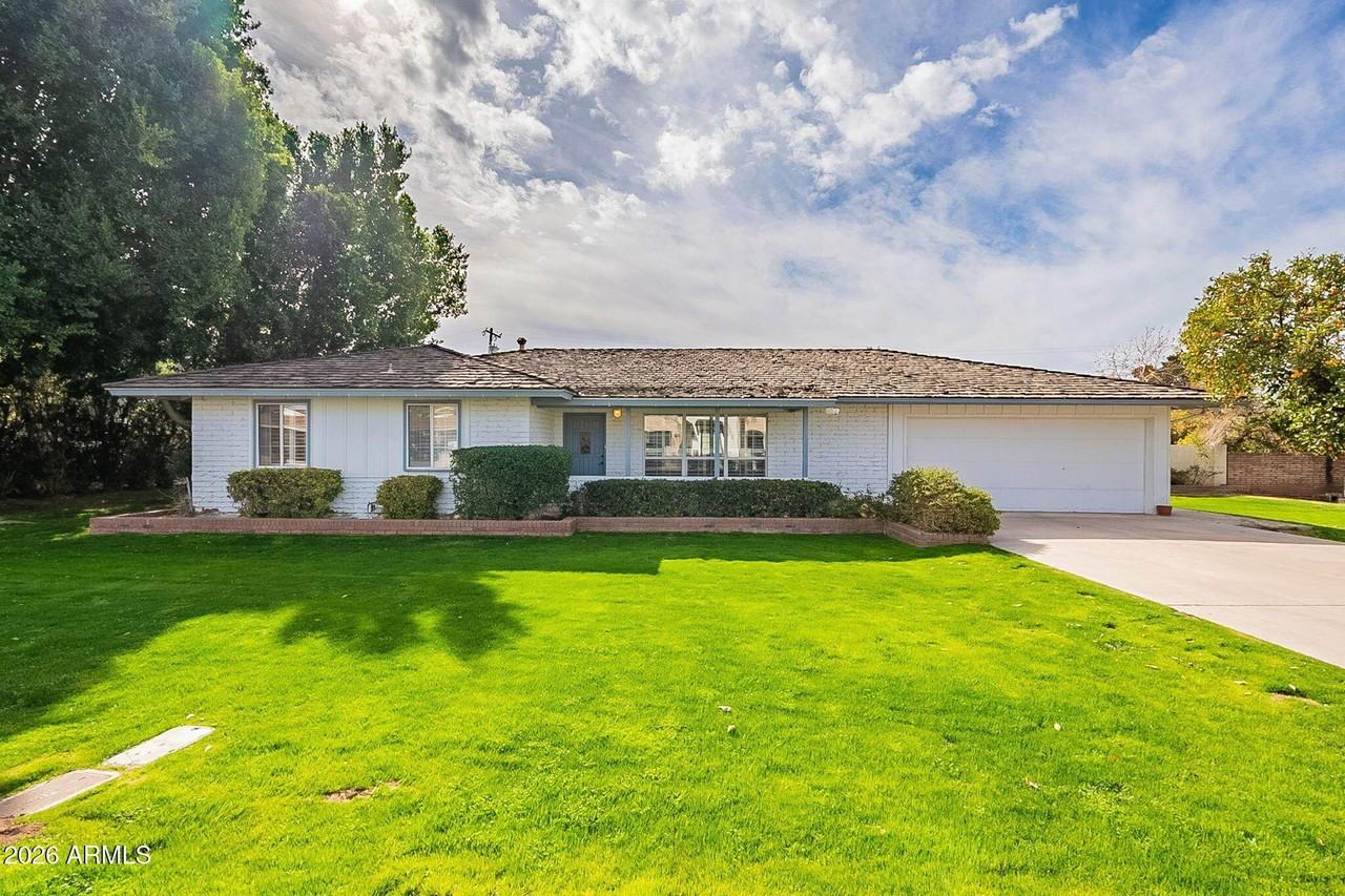 5715 E Calle Del Paisano - Photo 2 of 36