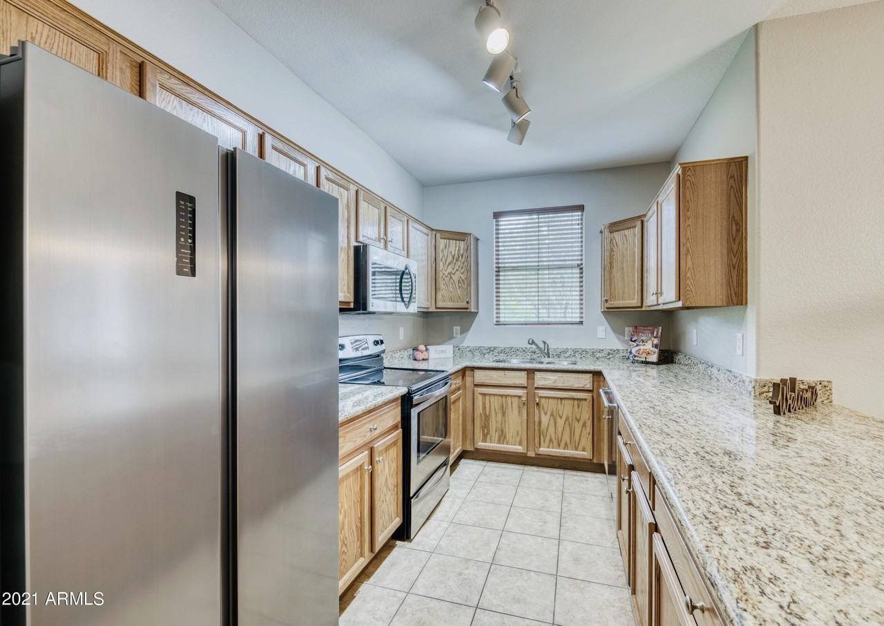 4378 E Rosemonte Dr - Photo 5 of 19