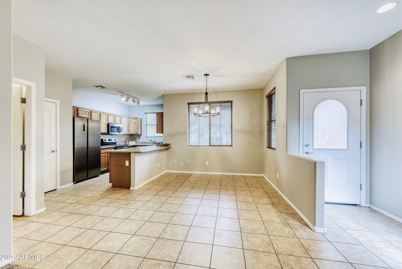 4378 E Rosemonte Dr - Photo 6 of 19