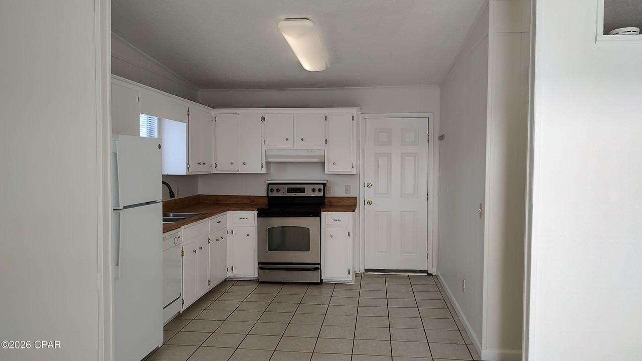 6204 Pinetree Ave Unit C #C - Photo 2 of 7