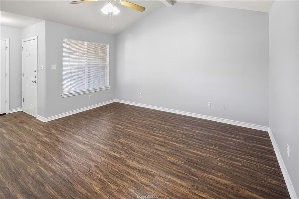 2034 Legacy Ln - Photo 3 of 25