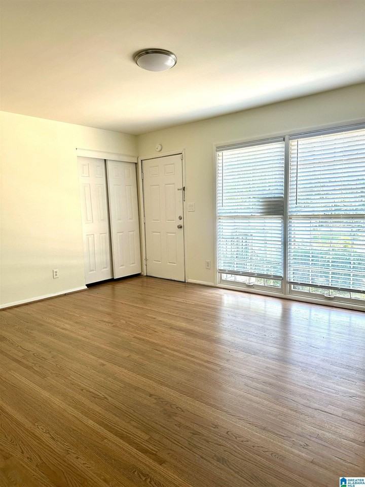 405 13th Ave Nw - Photo 2 of 15