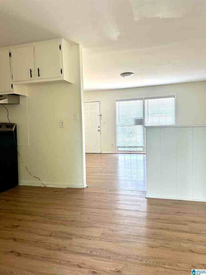 405 13th Ave Nw - Photo 3 of 15