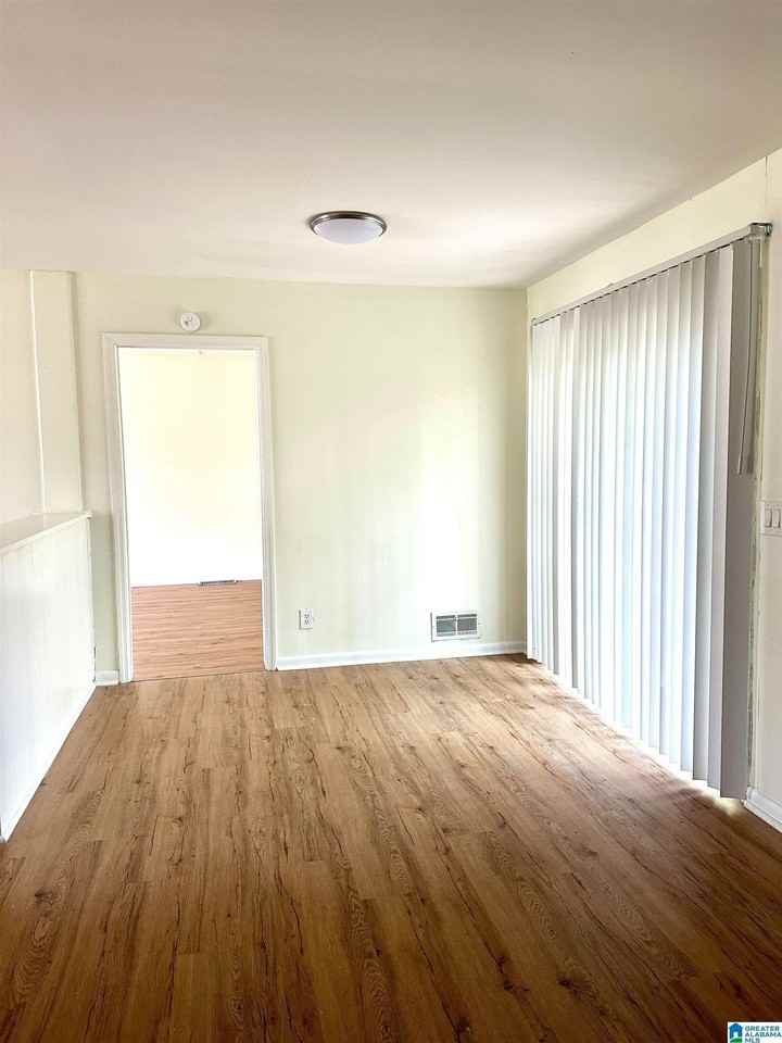 405 13th Ave Nw - Photo 5 of 15