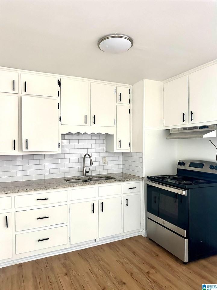 405 13th Ave Nw - Photo 6 of 15