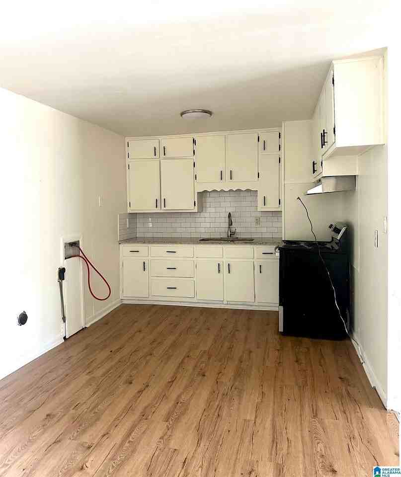 405 13th Ave Nw - Photo 7 of 15