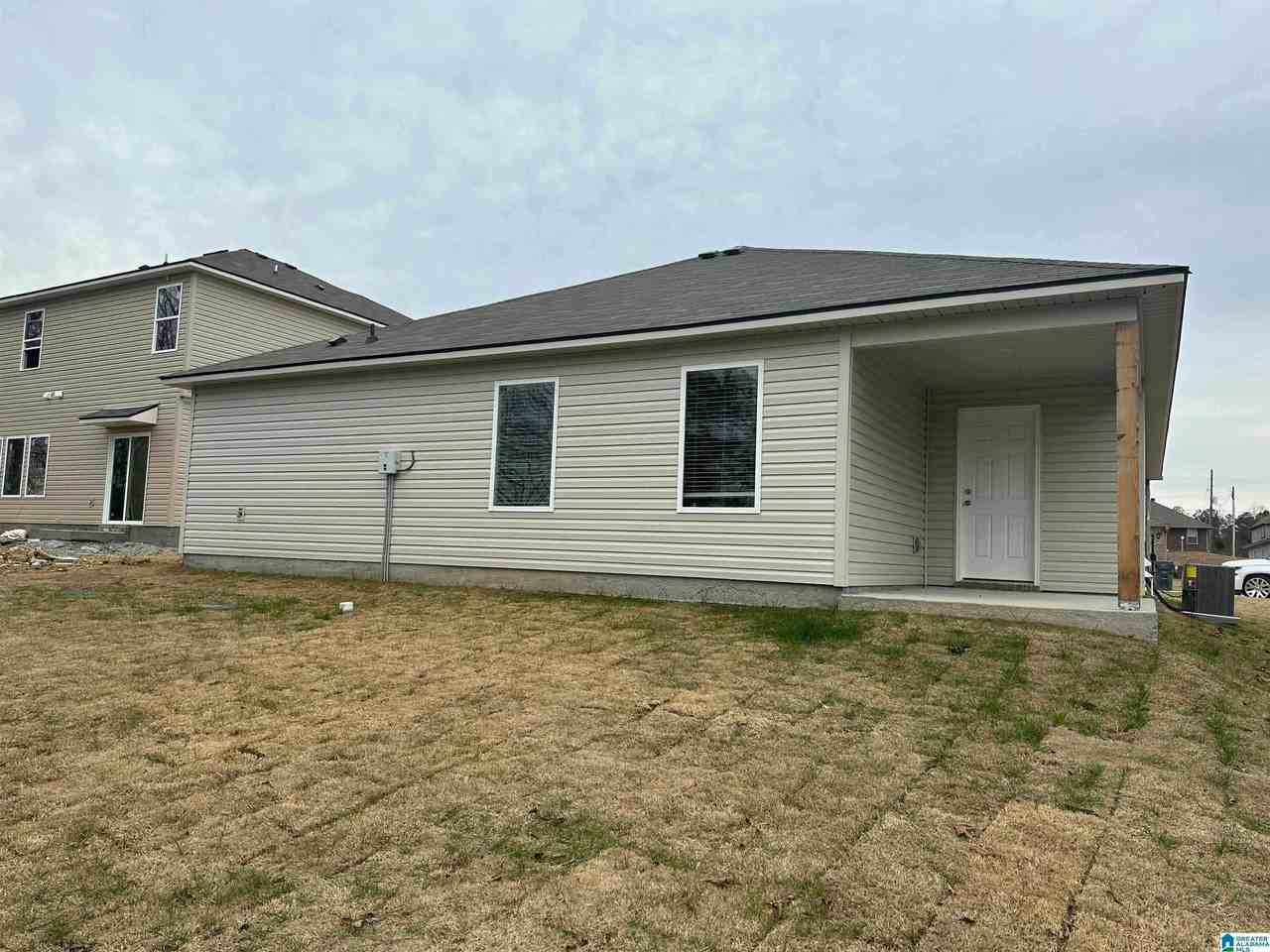 140 Andrew Ln - Photo 4 of 23