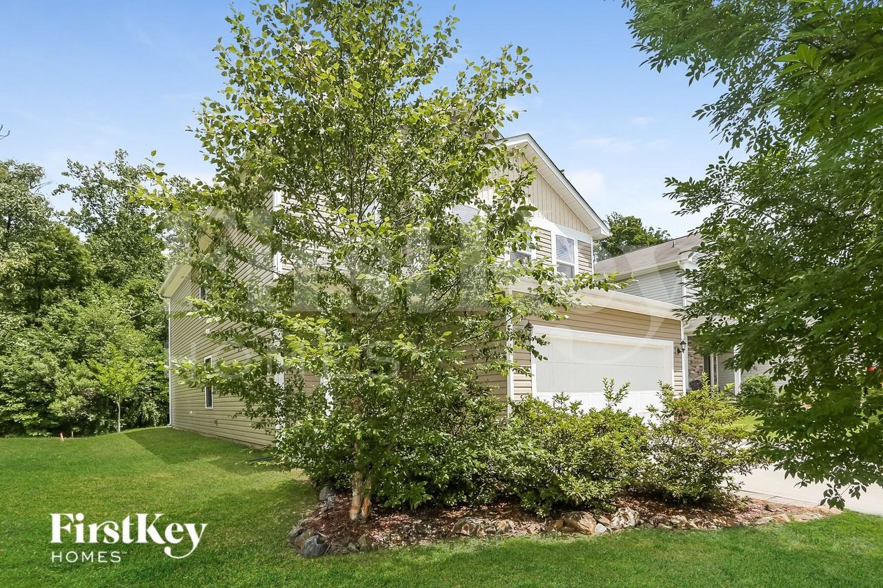 8823 Balsam Bay Rd - Photo 3 of 15