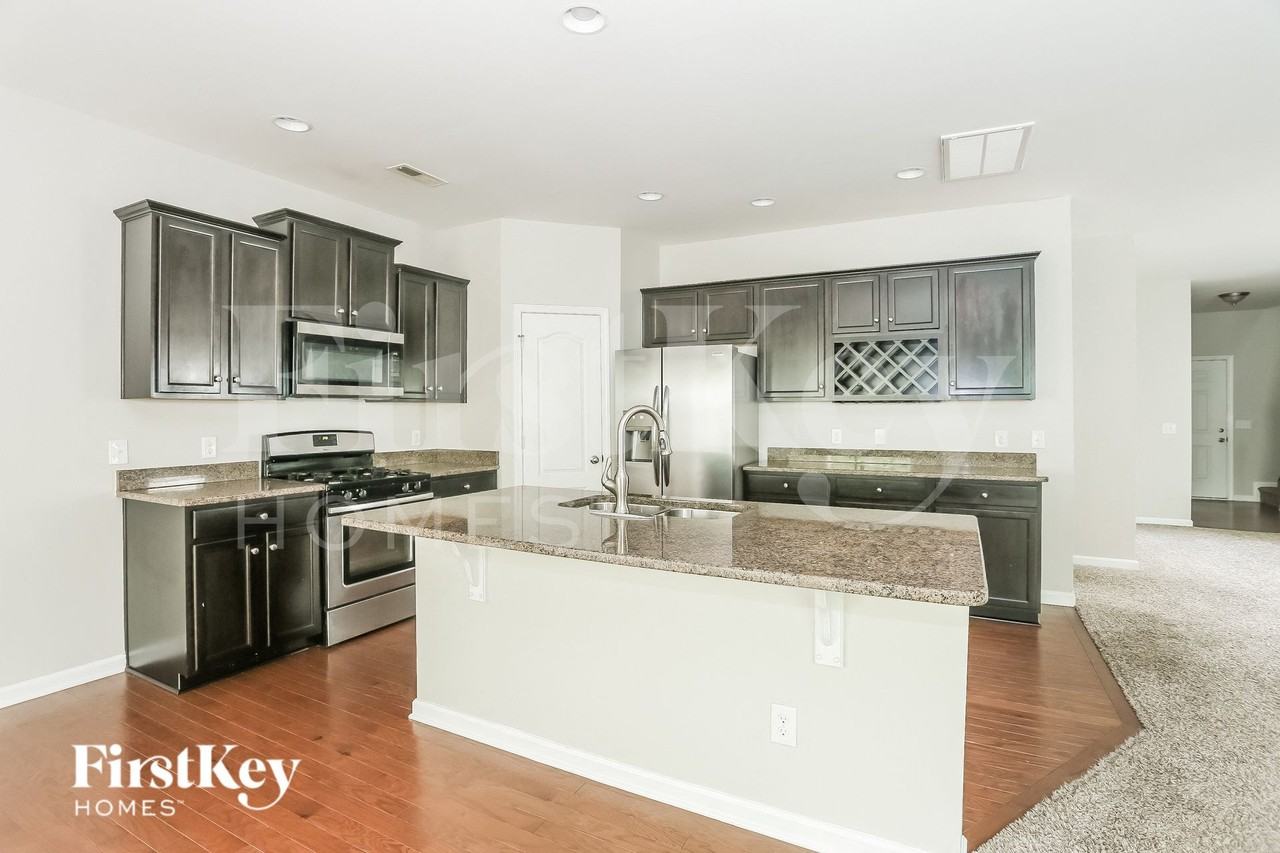 8823 Balsam Bay Rd - Photo 5 of 15