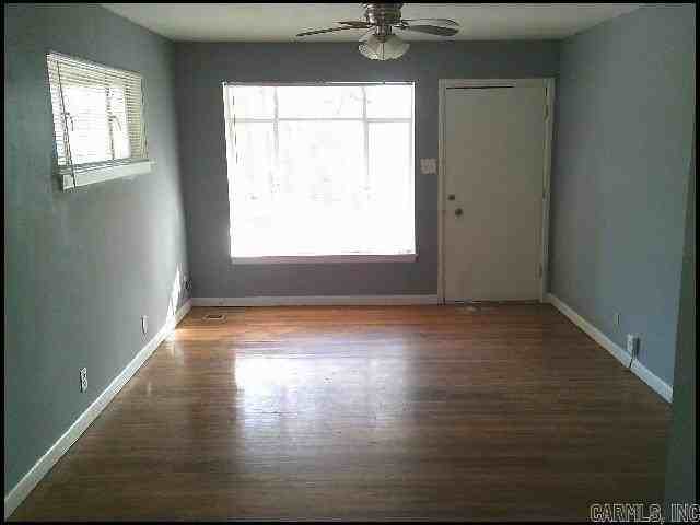 9 Woodcliff Cir - Photo 4 of 13