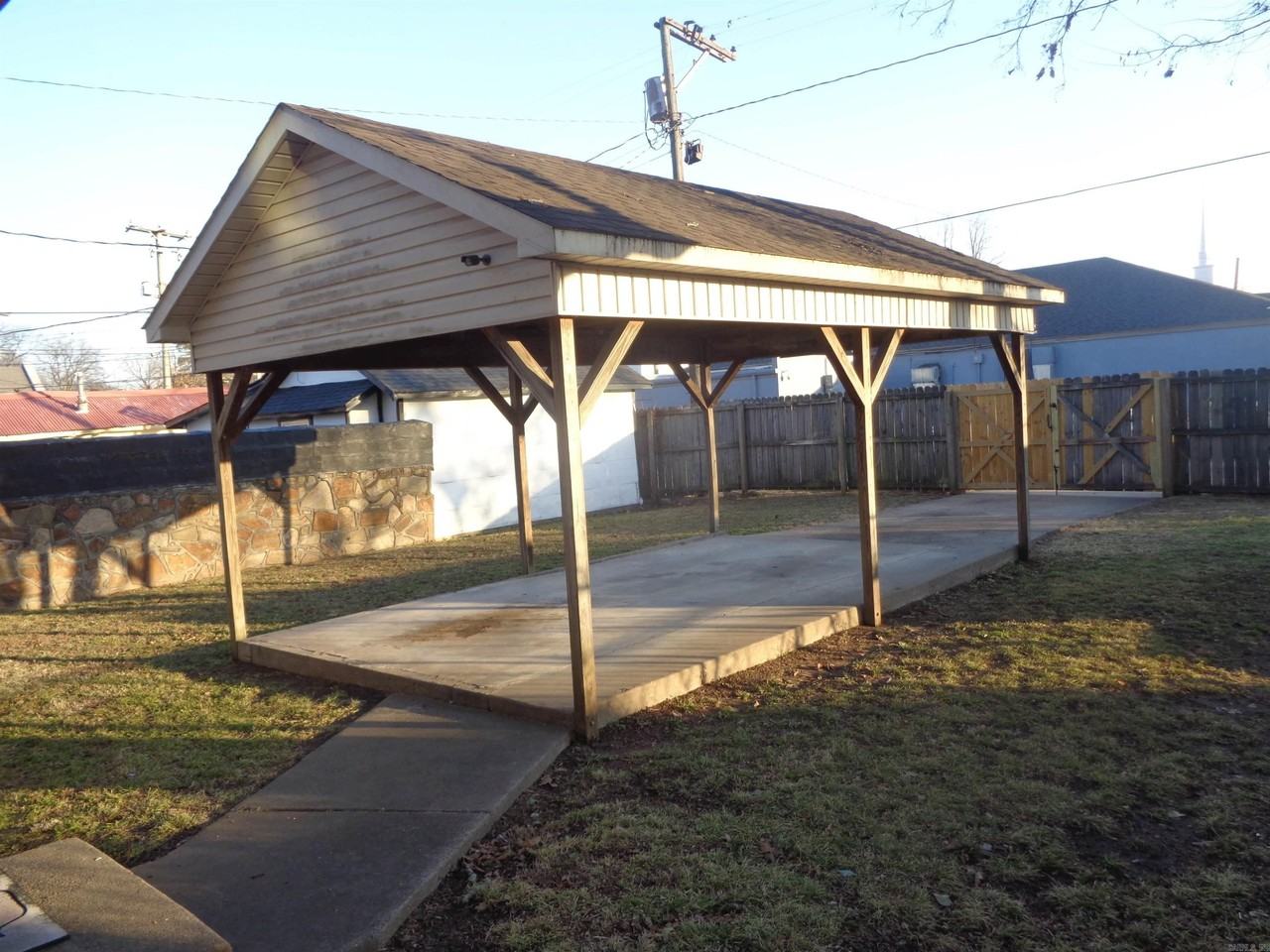 4009 W 11th St - Photo 5 of 32