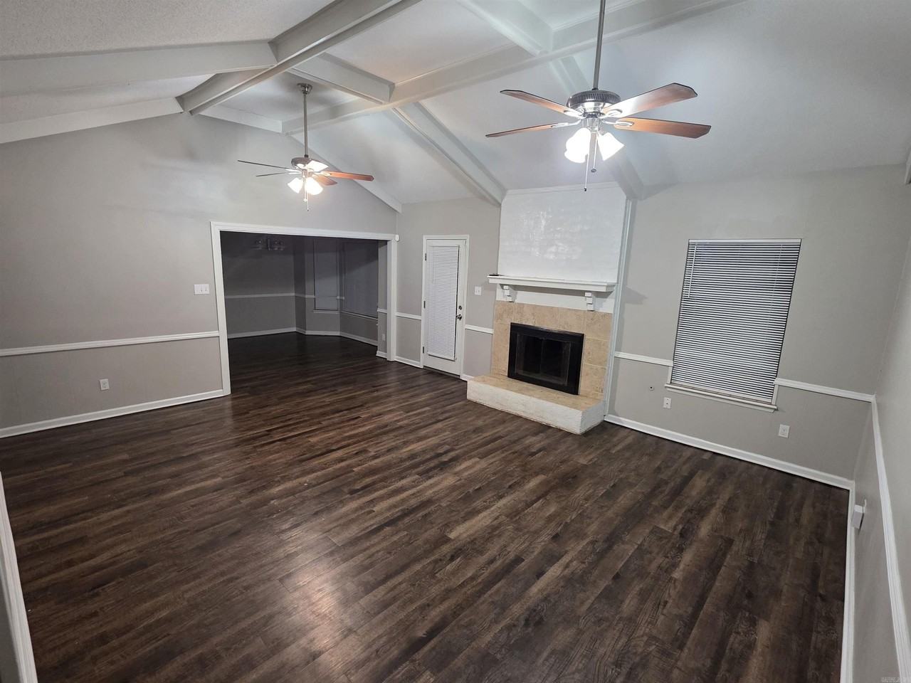 204 Otter Pl - Photo 3 of 23