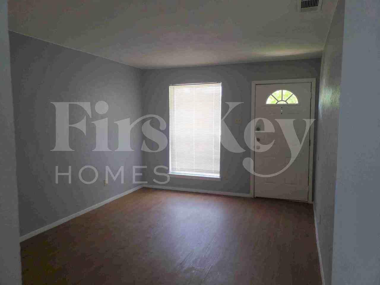 6537 La Grange Dr - Photo 2 of 15