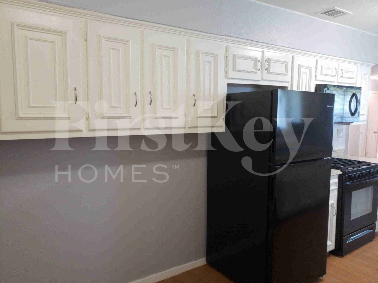 6537 La Grange Dr - Photo 4 of 15