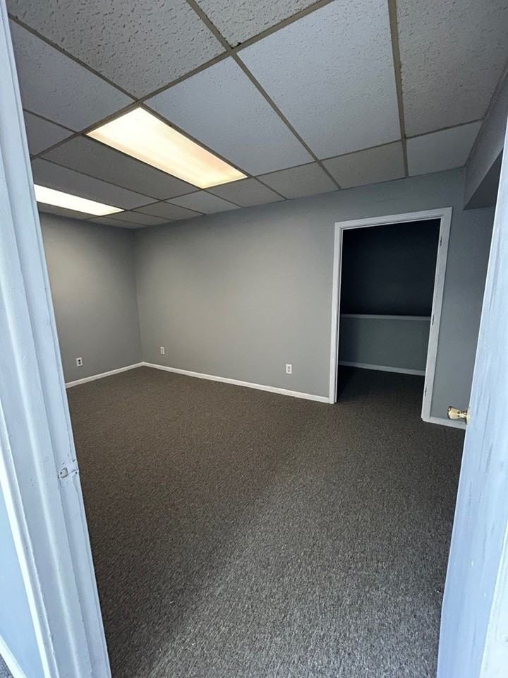 1200 13th St - Photo 7 of 11