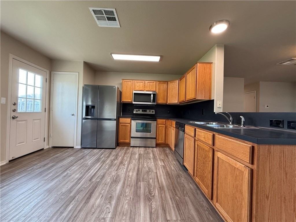 1207 Sacramento - Photo 2 of 3