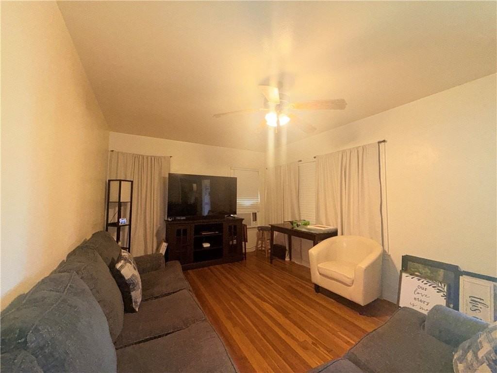 508 Tutt Ave - Photo 3 of 15